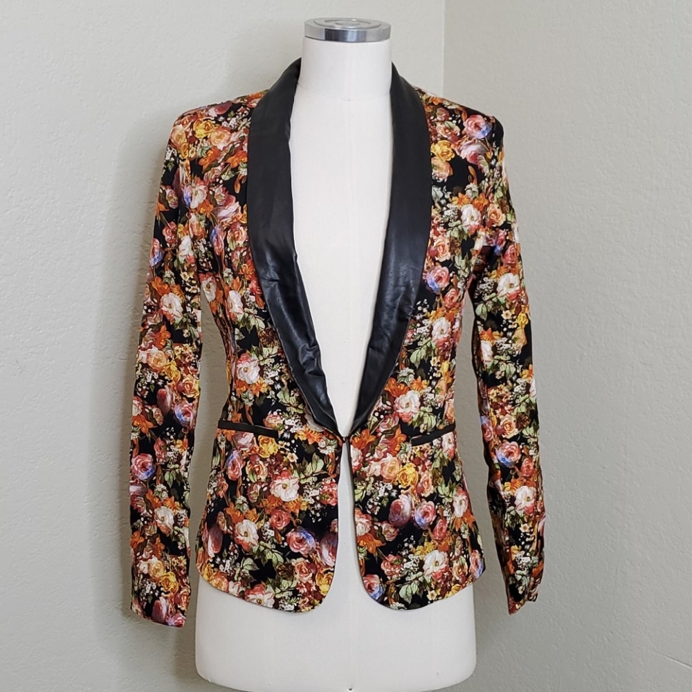 Floral blazer